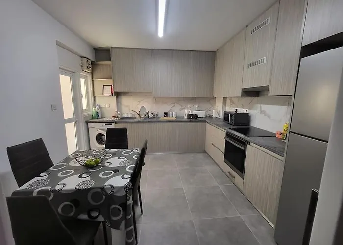 Tourist Hot Spot Location Apartamento